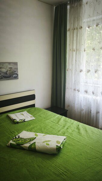 Berceni, Emil Racovita, zona Straduintei.
